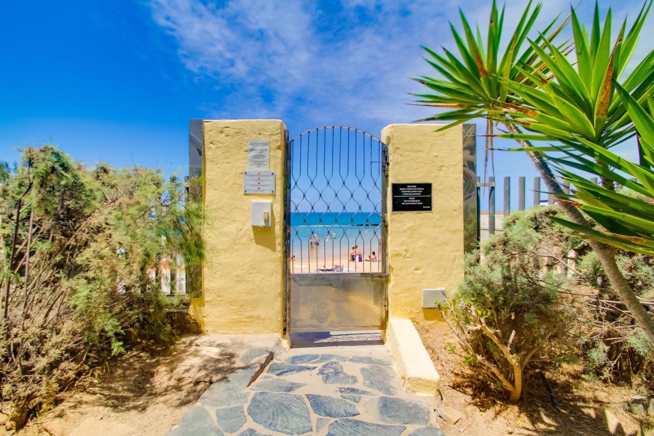 Studio In Top Lage Direkt Am Strand Arguineguin Exterior photo